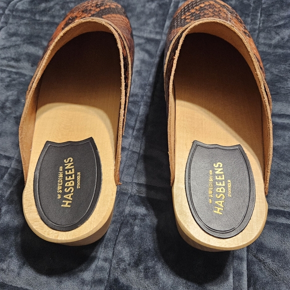 Swedish Hasbeen Snakeskin Husband Clogs - Picture 3 of 4